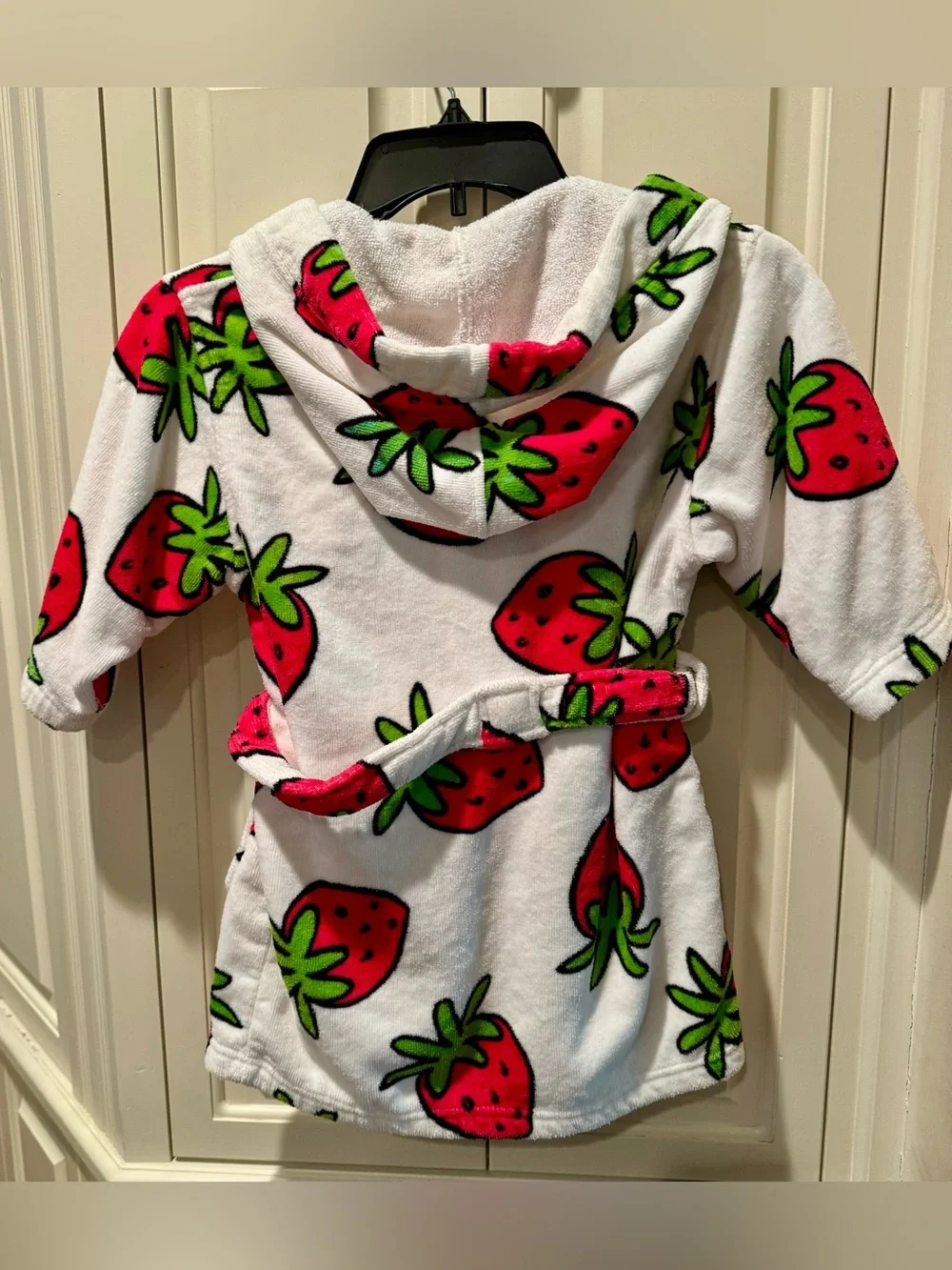 Kids Bullfrogs and Butterflys Strawberry Print Robe - Little Girls Size Medium